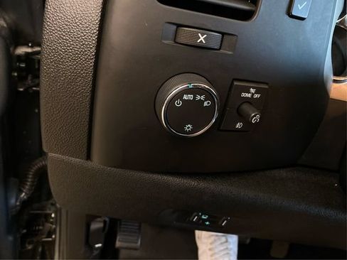 Used 2011 Chevrolet Silverado 1500 LT w/ All-Star Edition AWD/4WD image 22