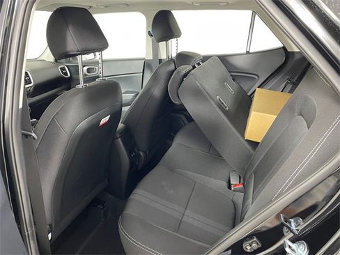 New 2025 Hyundai Venue SEL image 4