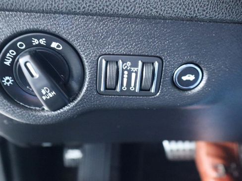 Used 2019 Dodge Charger Scat Pack RWD image 26