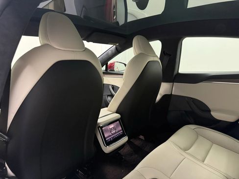 Used 2021 Tesla Model S Plaid AWD/4WD image 8