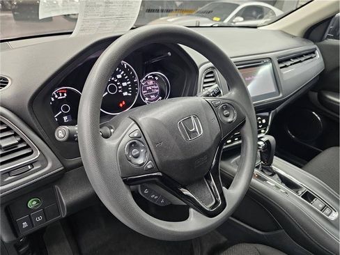Used 2016 Honda HR-V EX image 10