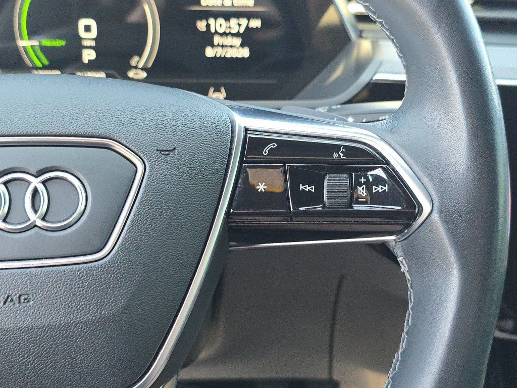 Certified 2024 Audi Q8 e-tron Prestige AWD/4WD image 21