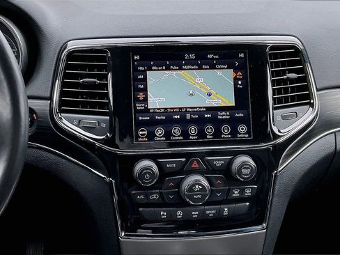 Certified 2022 Jeep Grand Cherokee Limited image 13