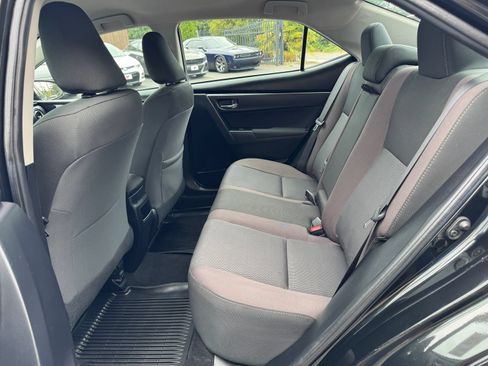 Used 2018 Toyota Corolla FWD image 14