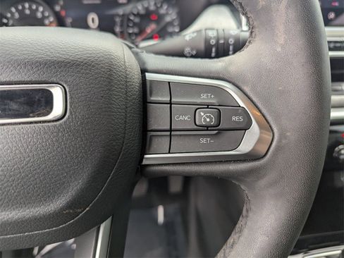 Certified 2024 Jeep Compass Latitude image 28