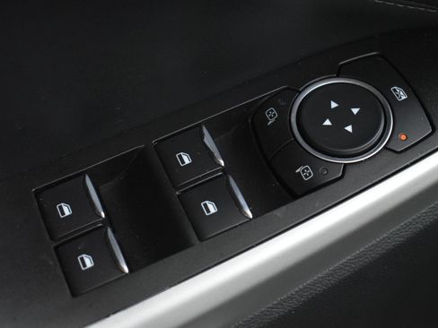 Certified 2022 Ford Explorer XLT AWD/4WD image 12