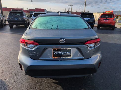 Certified 2026 Toyota Corolla LE FWD image 4
