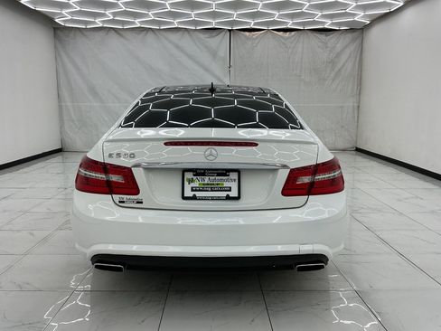 Used 2013 Mercedes-Benz E 550 Coupe image 11