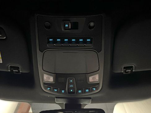 Used 2019 Ford F250 Platinum w/ Platinum Ultimate Package AWD/4WD image 38