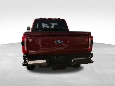 New 2026 Ford F250 XLT w/ XLT Premium Package AWD/4WD image 7