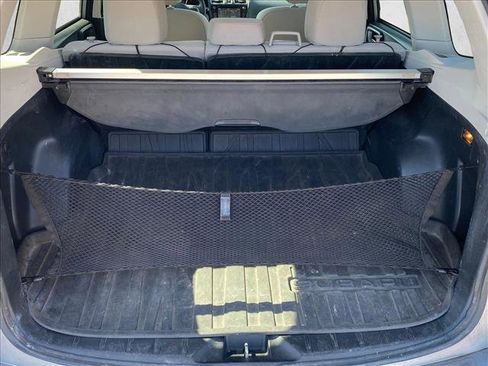 Used 2017 Subaru Forester 2.5i Premium w/ Popular Package #2A AWD/4WD image 6