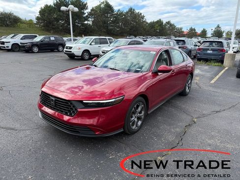 Used 2023 Honda Accord EX image 1
