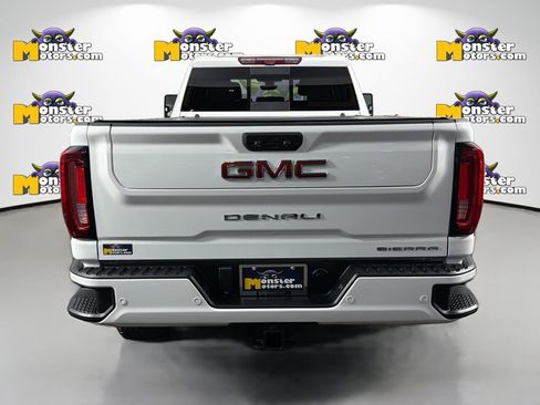 Used 2021 GMC Sierra 3500 Denali w/ Denali Ultimate Package image 6