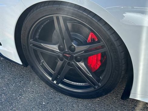 Used 2024 Chevrolet Corvette Stingray Preferred Cpe w/ 2LT RWD image 4