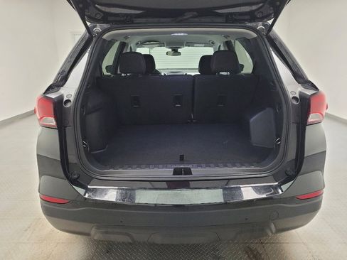 Used 2023 Chevrolet Equinox LS w/ LS Convenience Package image 29