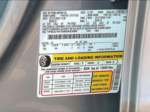 Used 2022 Ford Expedition XLT image 32