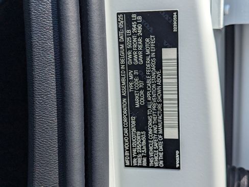 New 2026 Volvo XC40 B5 Plus w/ Protection Package Premier image 26