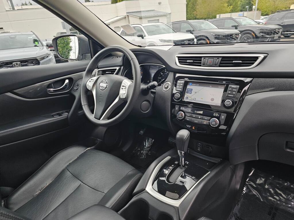 Used 2016 Nissan Rogue SL w/ SL Premium Package AWD/4WD image 11