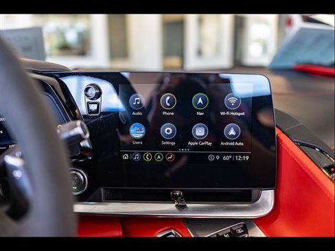 Used 2021 Chevrolet Corvette Stingray Premium Conv w/ Z51 Performance Package RWD image 27
