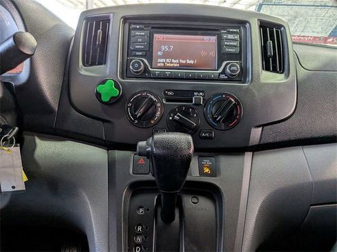 Used 2019 Nissan NV200 SV image 19
