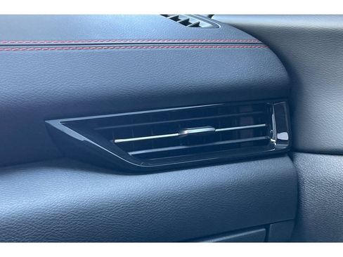 Used 2025 Nissan Sentra SR FWD image 29
