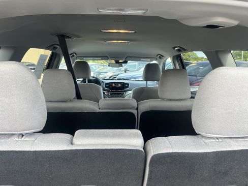 Used 2021 Honda Pilot EX image 13