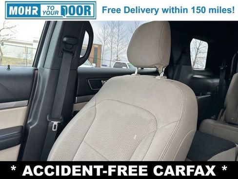 Used 2019 Ford Explorer XLT w/ Equipment Group 201A image 22