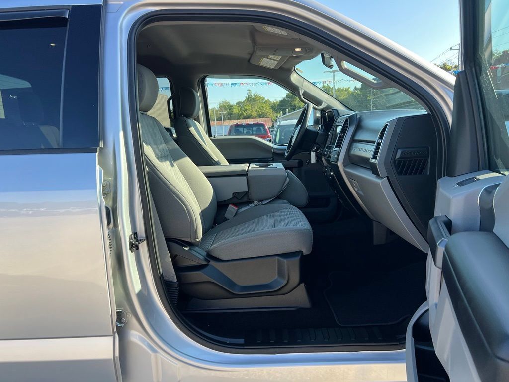 Used 2019 Ford F250 XLT w/ XLT Premium Package AWD/4WD image 22