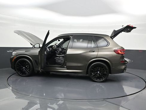 Used 2023 BMW X5 sDrive40i w/ M Sport Package image 36