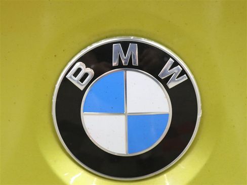 Used 2017 BMW M4 Coupe RWD image 23
