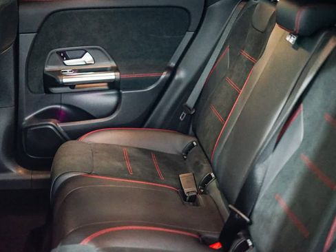 Certified 2022 Mercedes-Benz GLA 250 4MATIC image 19