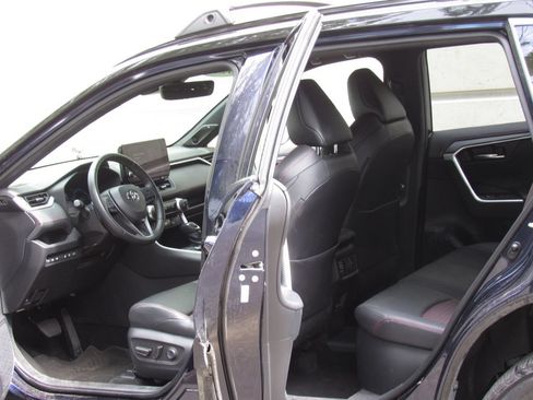 Certified 2024 Toyota RAV4 XSE w/ Weather Package AWD/4WD image 16