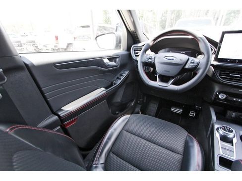 Used 2023 Ford Escape ST-Line w/ Tech Pack #1 FWD image 11