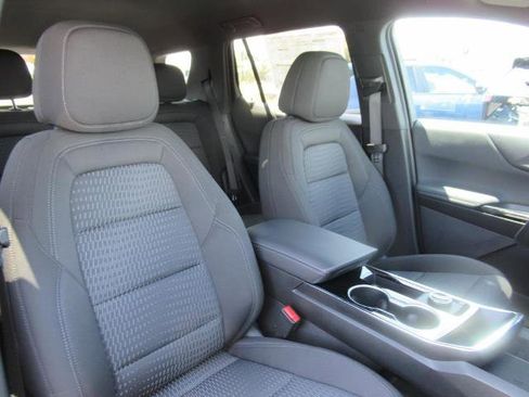 New 2026 Chevrolet Equinox LT image 8