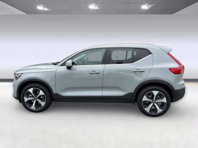 Certified 2025 Volvo XC40 B5 Core w/ Protection Package Premier