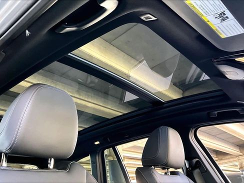 Used 2024 BMW X3 sDrive30i w/ Convenience Package image 13