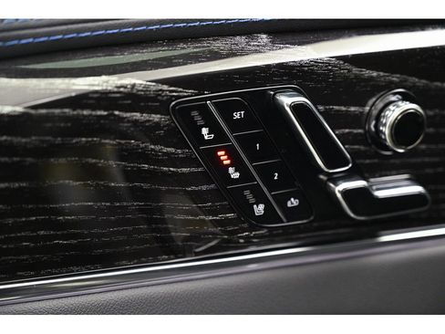 New 2025 Cadillac Escalade IQ Luxury 1 image 27