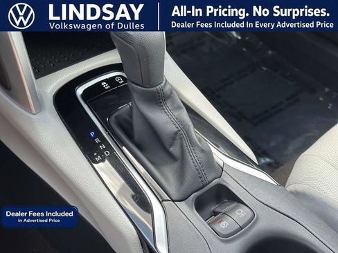 Used 2022 Toyota Corolla Cross L AWD/4WD image 19