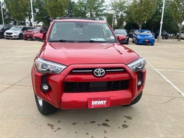 Used 2022 Toyota 4Runner SR5 Premium AWD/4WD image 2