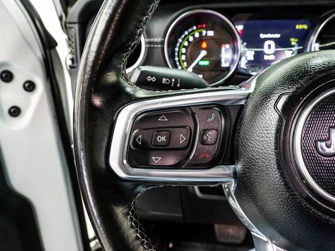 Used 2022 Jeep Wrangler Unlimited Sahara w/ Safety Group image 34