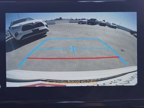 Used 2023 Toyota Corolla SE w/ Carpet Mat Package (TMS) FWD image 27