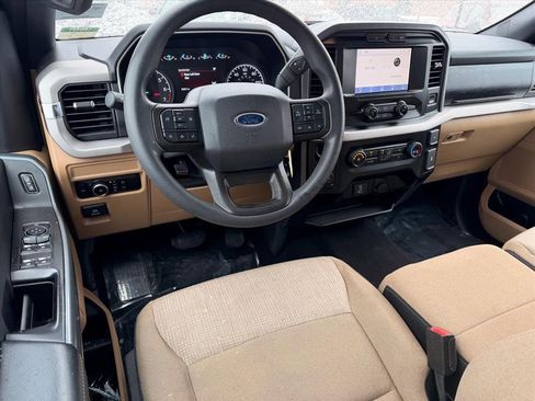 Used 2023 Ford F150 XLT image 5