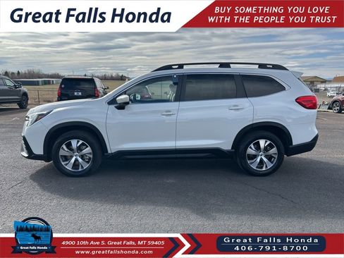 Used 2025 Subaru Ascent Premium image 4
