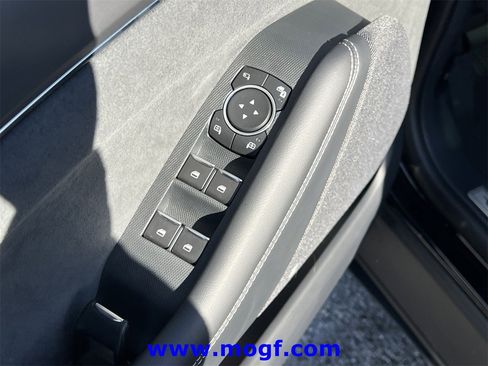 Certified 2022 Ford Mustang Mach-E GT w/ GT Performance Edition image 19