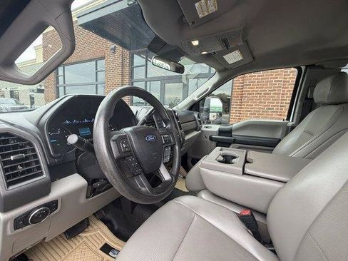 Used 2020 Ford F250 XL w/ Power Equipment Group AWD/4WD image 17