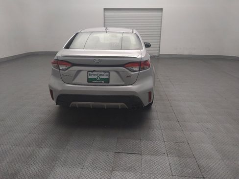 Used 2022 Toyota Corolla SE w/ SE Premium Package FWD image 7