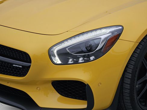 Used 2017 Mercedes-Benz AMG GT Coupe image 28