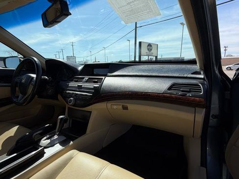 Used 2012 Honda Crosstour EX-L image 18