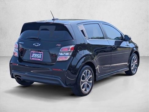 Used 2020 Chevrolet Sonic LT w/ Convenience Package FWD image 5