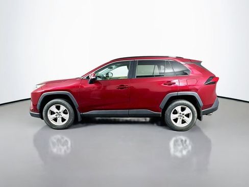 Used 2020 Toyota RAV4 XLE w/ Convenience Package AWD/4WD image 3